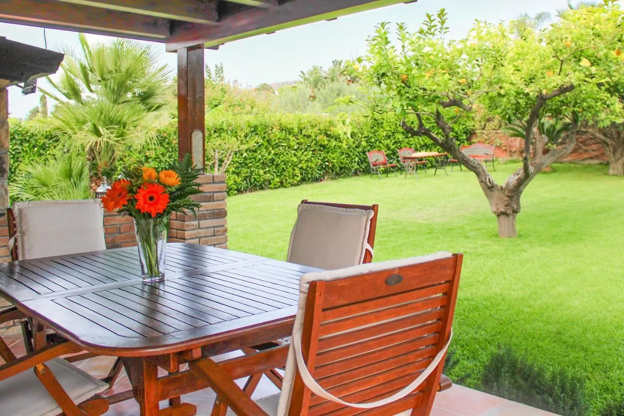 La Casa Di Lina - Capo D'Orlando, Casa Con Ampio Giardino Villa